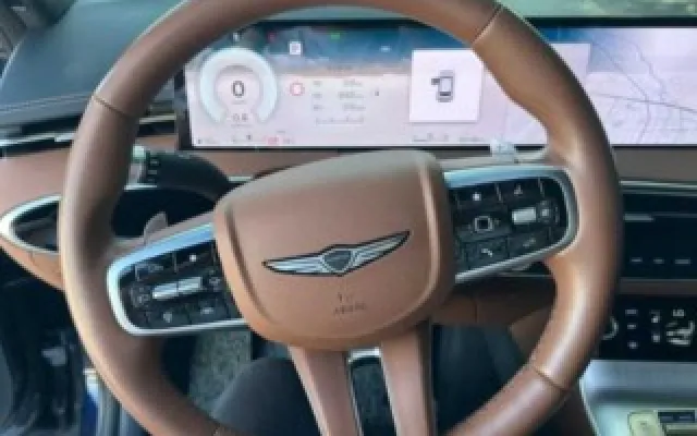 무쏘스포츠 중고차 GV70 2.5T 가솔린 2WD 매물 사진 7 - 2024/08 35,729km