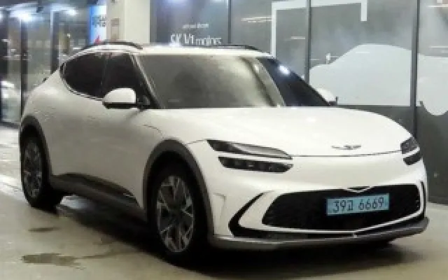 무쏘스포츠 중고차 GV60 스탠다드 AWD 매물 사진 4 - 2022/05 74,050km